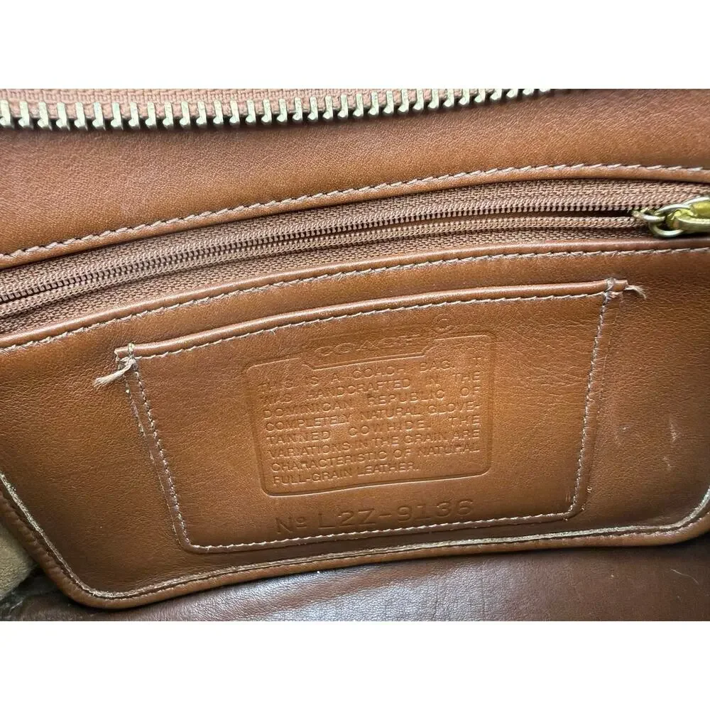 Coach Soho Brown Leather Shoulder Bag Vintage Y2K Full Grain Leather Buckle
